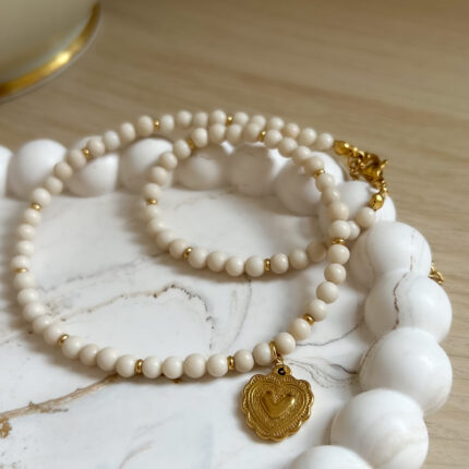 Naszyjnik Choker z Kamieniem Rzecznym i zawieszką serca